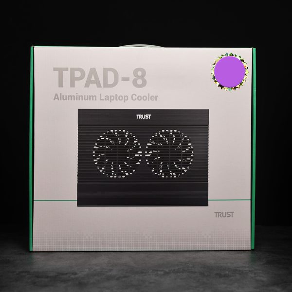 پایه خنک کننده لپ تاپ تراست مدل TPAD-8(نمای بسته بندی)
