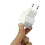 شارژر دیواری انکر مدل Jan 19 (اندازه در دست)