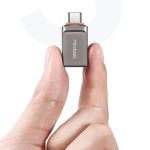 مبدل USB-A 3.0 به Type-C مک دودو مدل OT-8730 (اندازه در دست)
