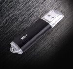 فلش مموری سیلیکون پاور مدل Blaze B02 ظرفیت 32 گیگابایت (نمای کلی)