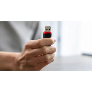 تاریخچه پیدایش فلش مموری ایتوک